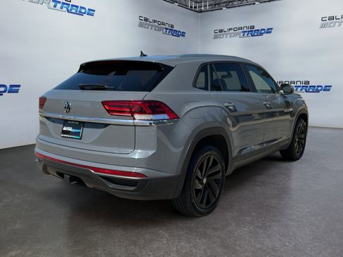 Used 2023 Volkswagen Atlas Cross Sport SE w/ Black Wheel Package FWD image 5