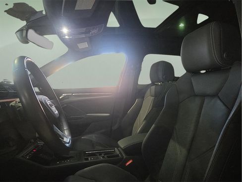 Used 2023 Audi Q3 2.0T Premium w/ Black Optic Sport Package image 20