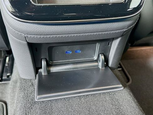 Used 2026 Mercedes-Benz S 580 4MATIC Sedan image 32