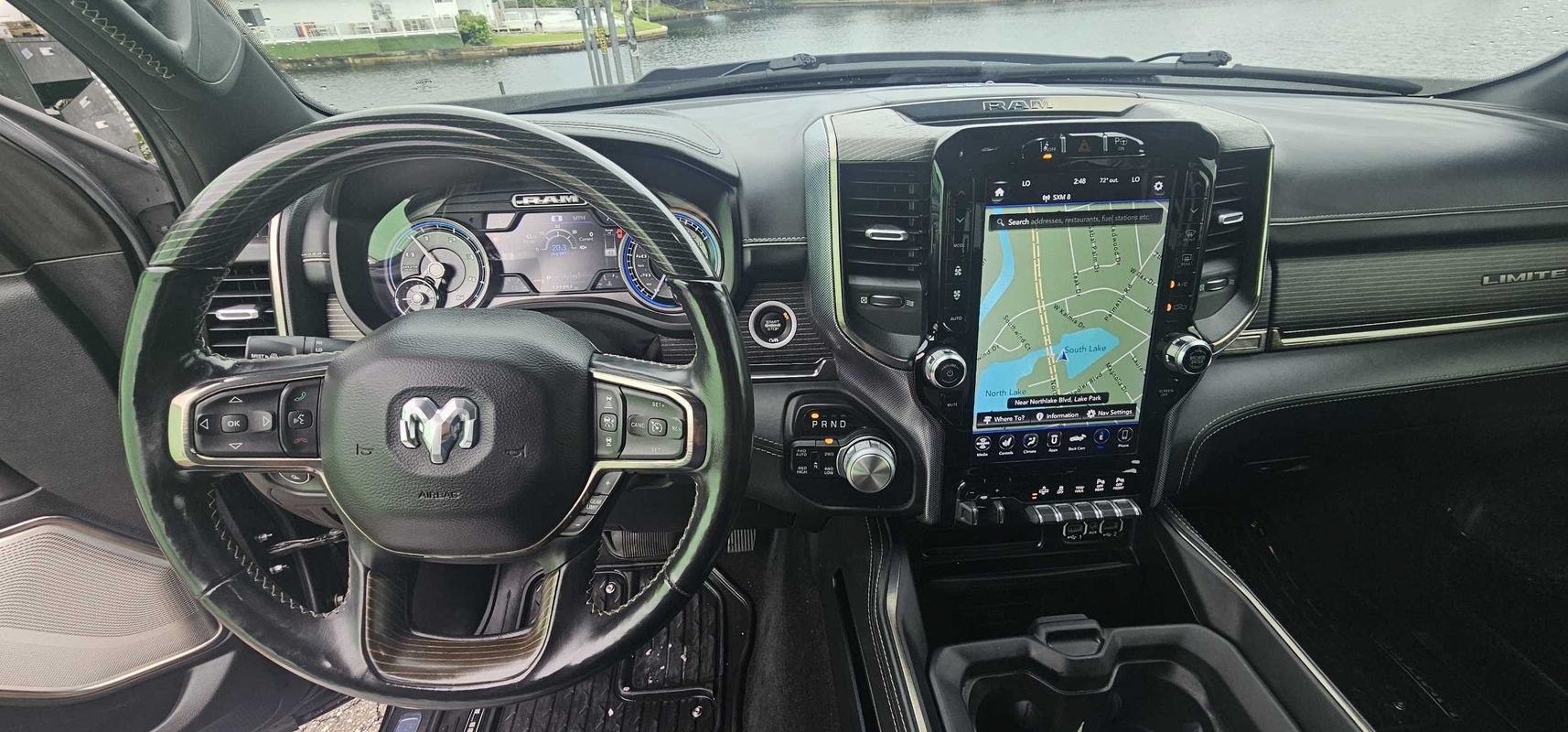 Used 2020 RAM 1500 Limited w/ Black Appearance Package AWD/4WD image 12