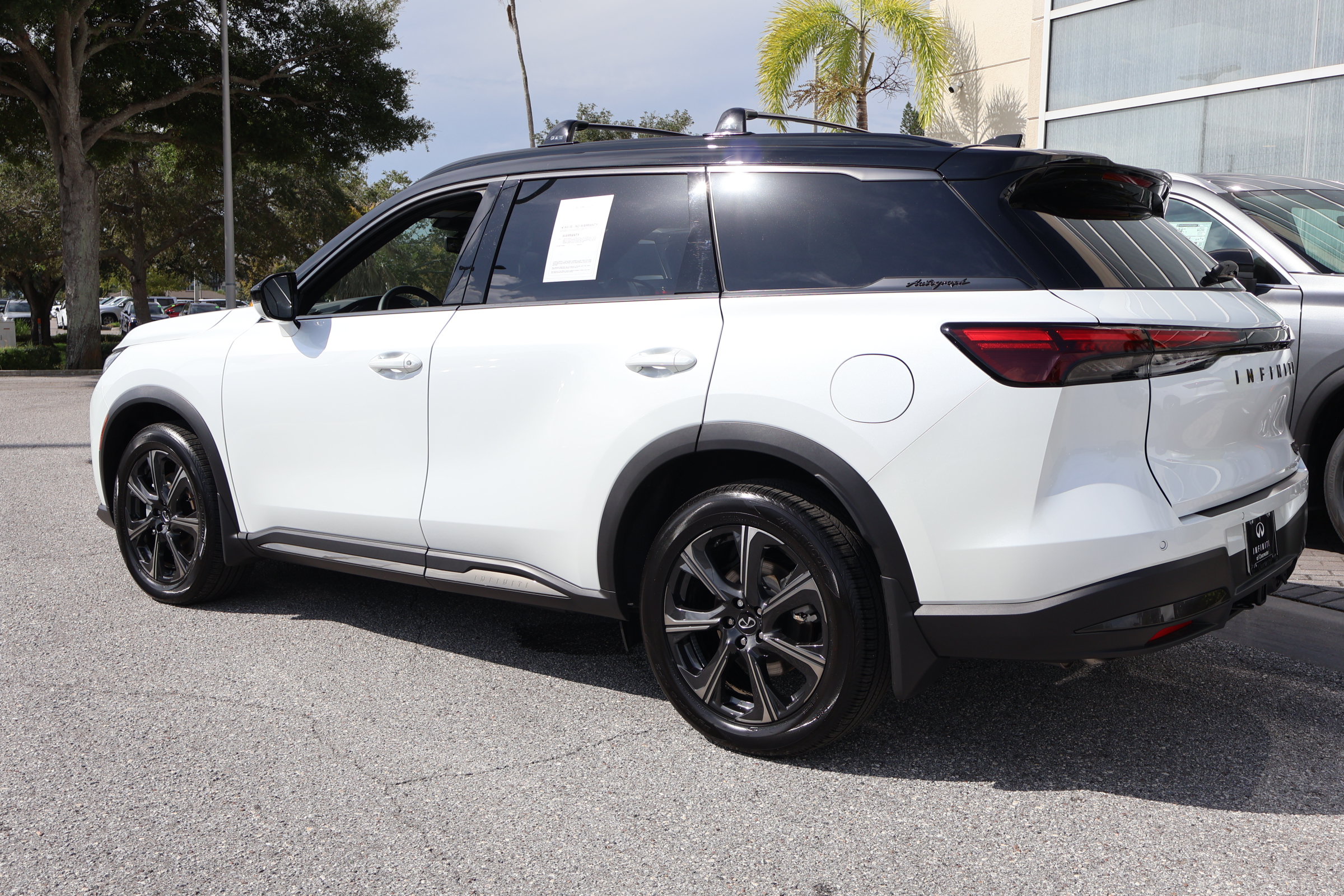 Certified 2026 INFINITI QX60 Autograph w/ Dark Cargo Package AWD/4WD image 7