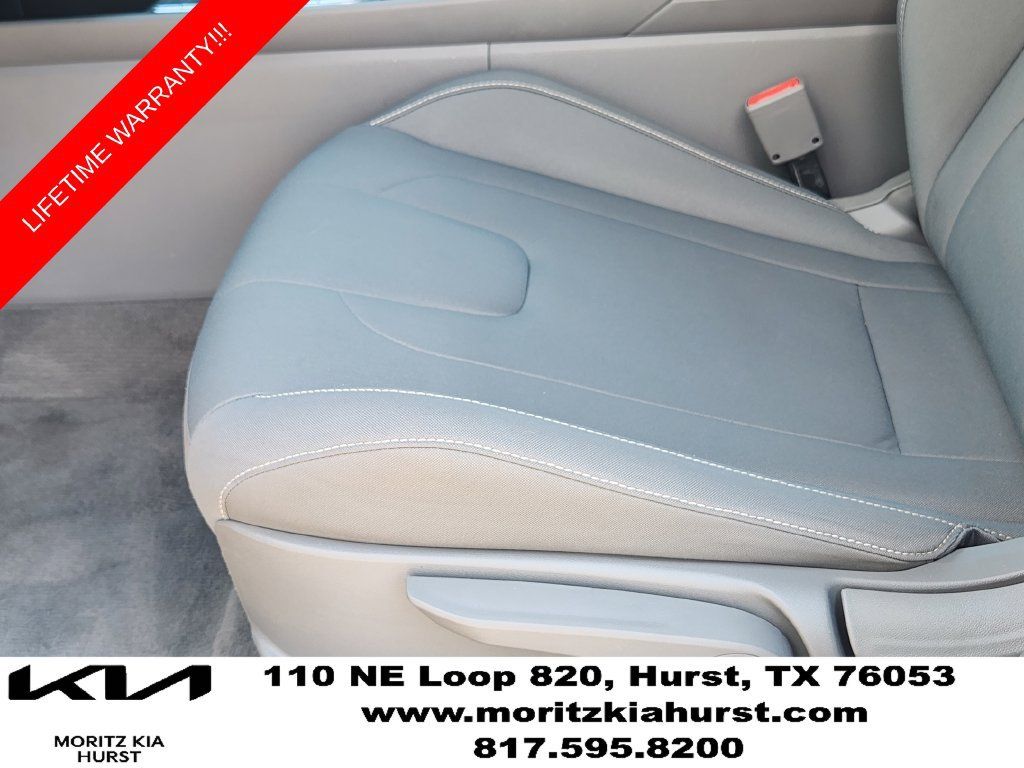 Used 2023 Hyundai Elantra Blue FWD image 27