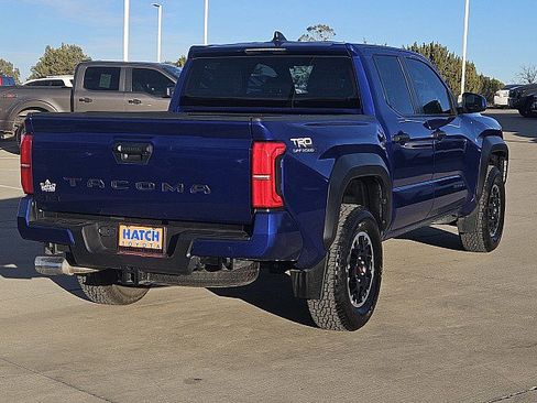 Used 2024 Toyota Tacoma TRD Off-Road image 5