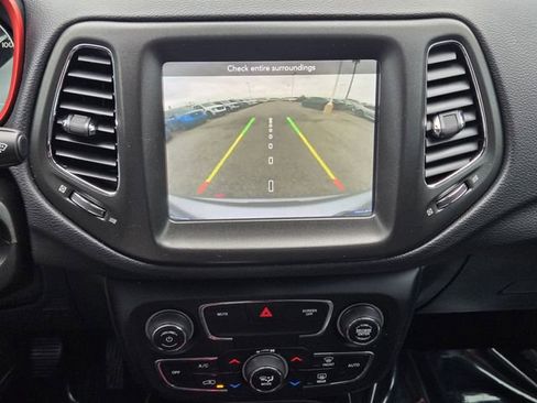 Used 2019 Jeep Compass Trailhawk w/ Leather Interior Group image 18