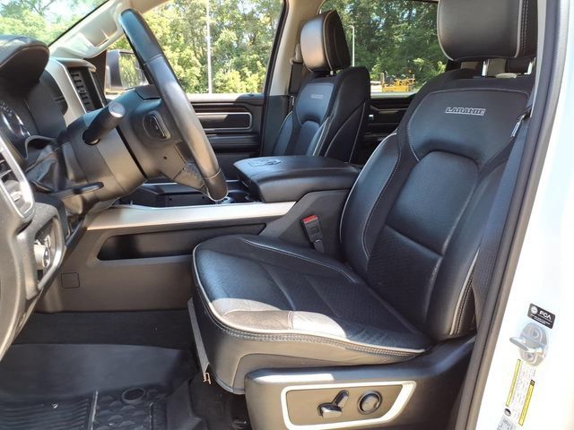 Used 2022 RAM 1500 Laramie AWD/4WD image 9