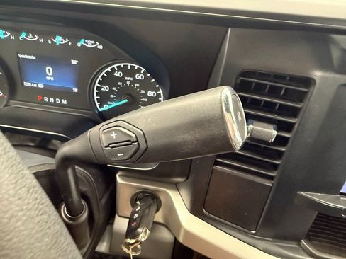 Used 2024 Ford F250 XLT image 40