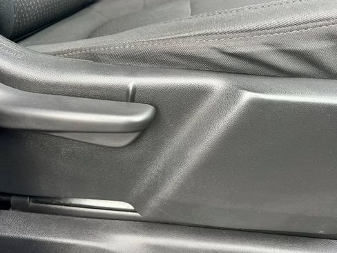 Used 2022 Chevrolet Silverado 1500 Custom w/ Safety Confidence Package RWD image 22
