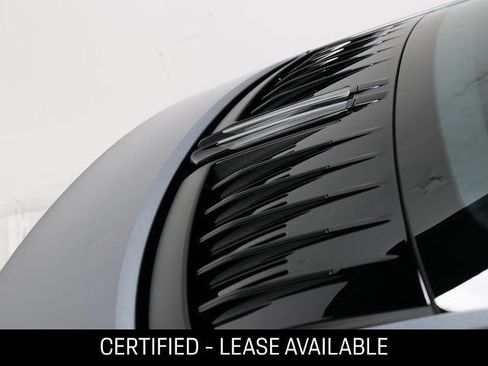 Used 2025 Porsche 911 Carrera image 32