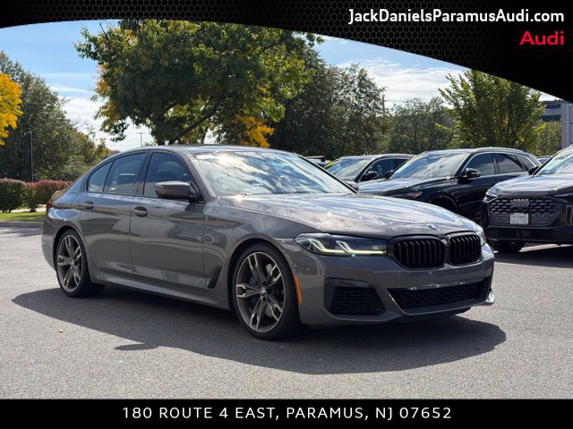 Used 2021 BMW M550i xDrive w/ Executive Package AWD/4WD image 3
