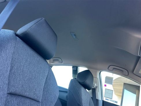 Certified 2025 Honda Accord LX image 17