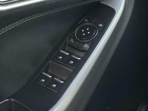 Used 2022 Ford Explorer Limited AWD/4WD image 29