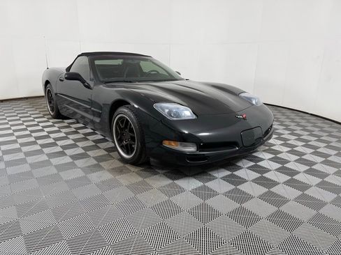 Used 2001 Chevrolet Corvette Convertible w/ Preferred Equipment Group2 image 1