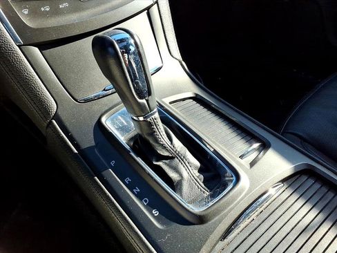 Used 2016 Lincoln MKS FWD image 23