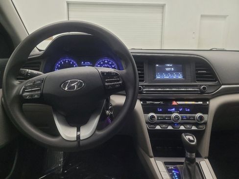 Used 2020 Hyundai Elantra SE w/ Cargo Package (C1) FWD image 22