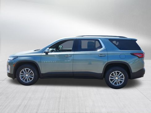 Used 2023 Chevrolet Traverse LT AWD/4WD image 4
