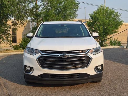 Used 2019 Chevrolet Traverse LT FWD image 2