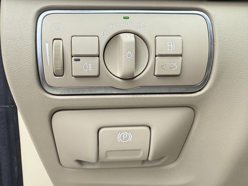 Used 2016 Volvo S60 T5 Premier image 25