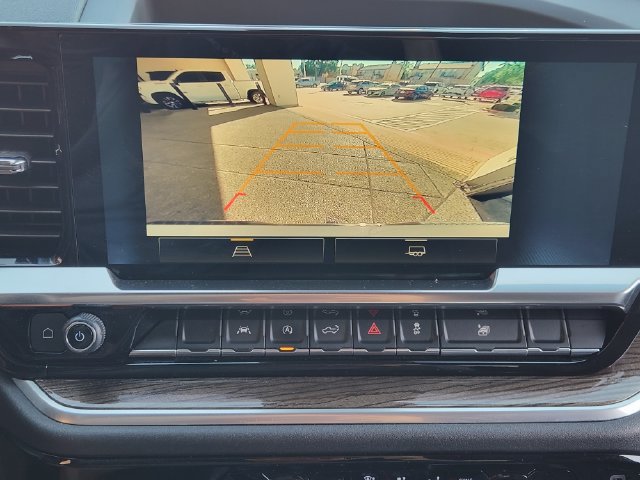 Used 2022 Chevrolet Silverado 1500 LT RWD image 6