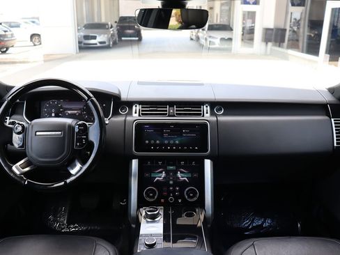 Used 2018 Land Rover Range Rover HSE image 15