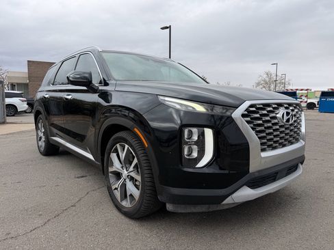 Used 2020 Hyundai Palisade SEL w/ Convenience Package image 3