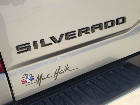 Used 2025 Chevrolet Silverado 2500 LT w/ Texas Edition AWD/4WD image 31