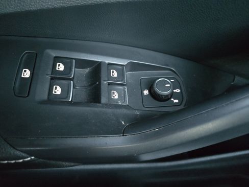 Used 2024 Volkswagen Jetta Sport image 26