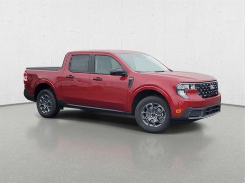 New 2025 Ford Maverick XLT w/ Equipment Group 301A image 2