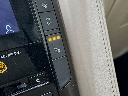 Used 2022 INFINITI QX50 Luxe image 20