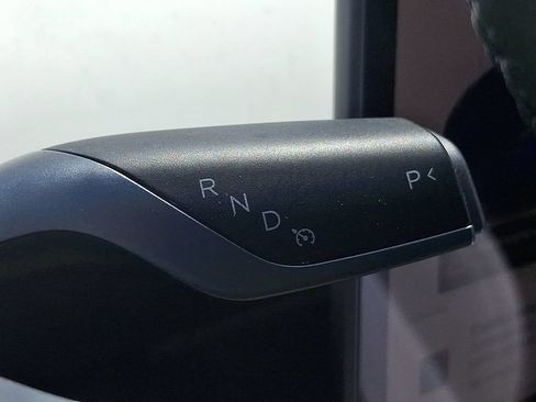 Used 2022 Tesla Model Y Long Range AWD/4WD image 15