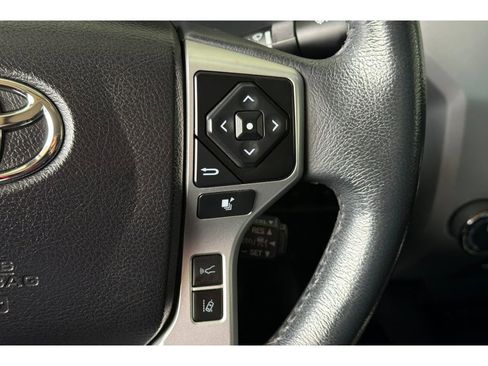 Used 2021 Toyota Tundra Platinum AWD/4WD image 28
