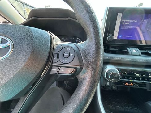 Used 2024 Toyota RAV4 XLE image 20