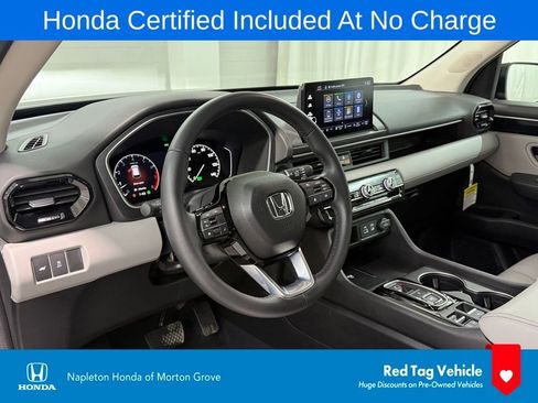 Used 2025 Honda Pilot EX-L image 19