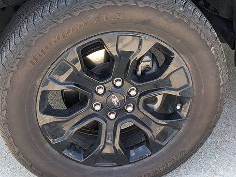 Used 2023 Ford F150 Platinum AWD/4WD image 10