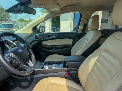 Used 2020 Ford Edge SEL w/ Convenience Package FWD image 5