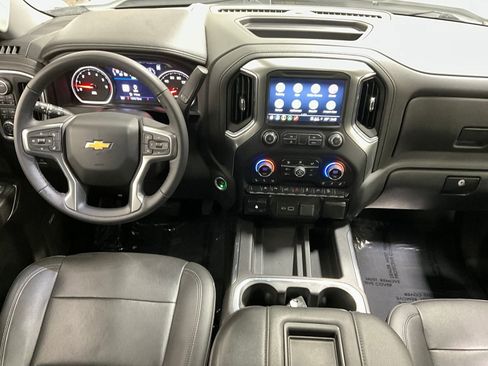 Used 2022 Chevrolet Silverado 1500 LTZ w/ LTZ Premium Package image 13