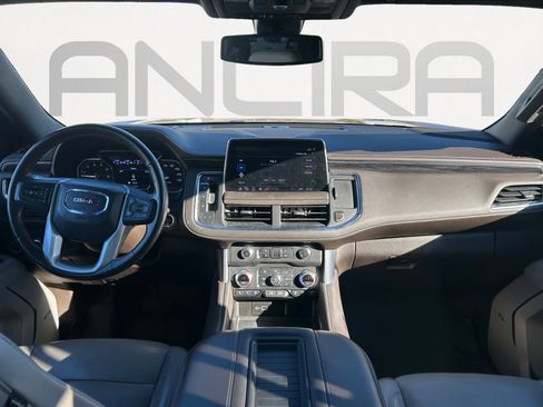 Used 2021 GMC Yukon SLT w/ SLT Luxury Package image 3