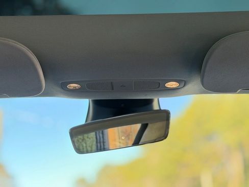 Used 2022 Tesla Model 3 Long Range image 49