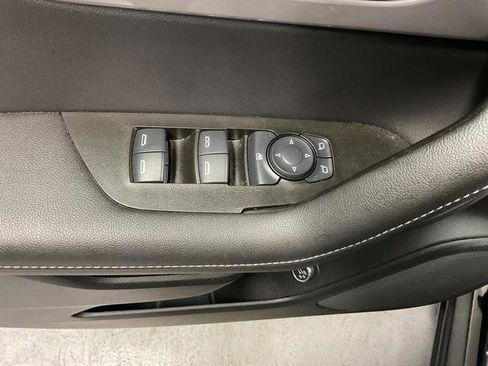 Used 2025 Chevrolet Blazer LT w/ Convenience Package image 10