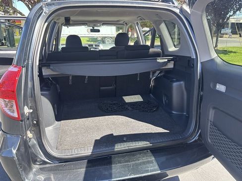 Used 2007 Toyota RAV4 Sport FWD image 28