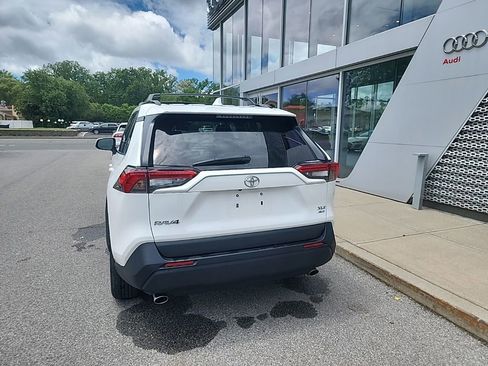 Used 2022 Toyota RAV4 XLE w/ Convenience Package AWD/4WD image 5