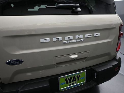 New 2025 Ford Bronco Sport Outer Banks w/ Outer Banks Tech Package+ AWD/4WD image 2