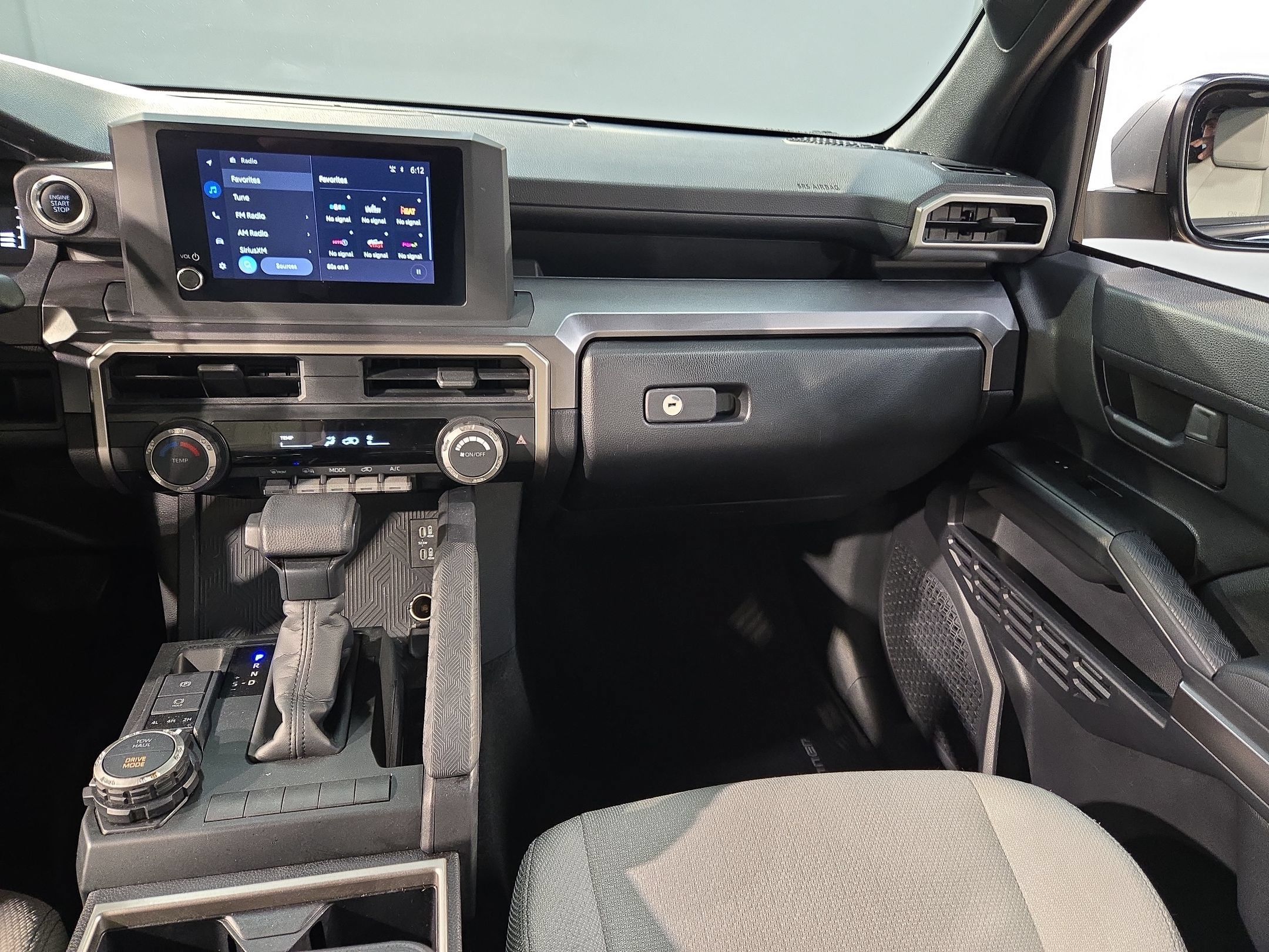 Certified 2025 Toyota 4Runner SR5 AWD/4WD image 11