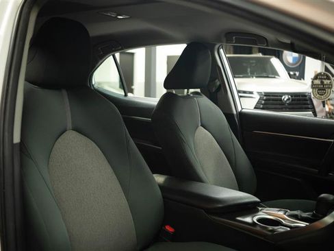 Used 2023 Toyota Camry LE image 15