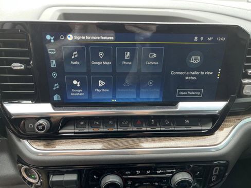 Used 2025 Chevrolet Silverado 1500 LT Trail Boss w/ LT Trail Boss Premium Package AWD/4WD image 35