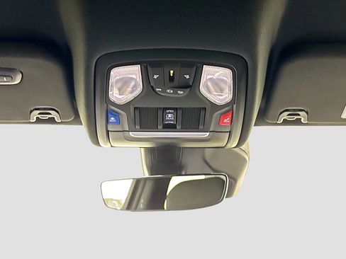 New 2026 RAM 1500 4x4 Crew Cab image 23