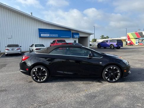 Used 2018 Buick Cascada Sport Touring w/ Dark Effects Package FWD image 6