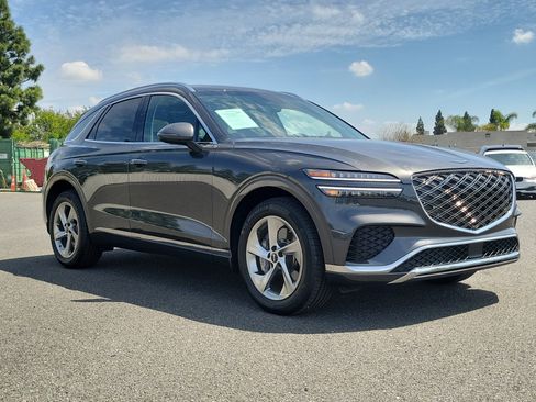 Certified 2026 Genesis GV70 2.5T Select AWD/4WD image 5