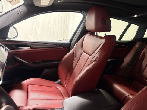 Used 2023 BMW X4 xDrive30i w/ M Sport Package AWD/4WD image 28
