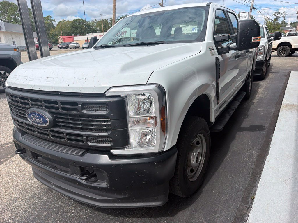Used 2026 Ford F250 XL AWD/4WD image 1