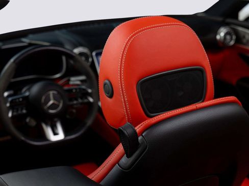 Used 2022 Mercedes-Benz SL 63 AMG 4MATIC image 37